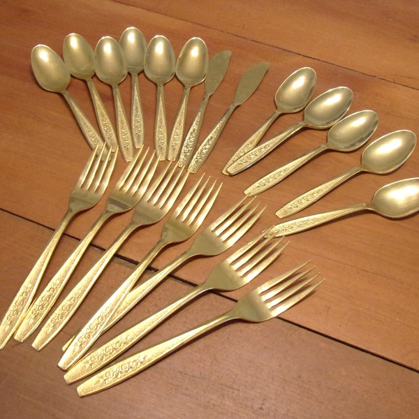20 Pieces Gold Gilt Washed Simeon George Rogers Teaspoons Forks and Butter Knives