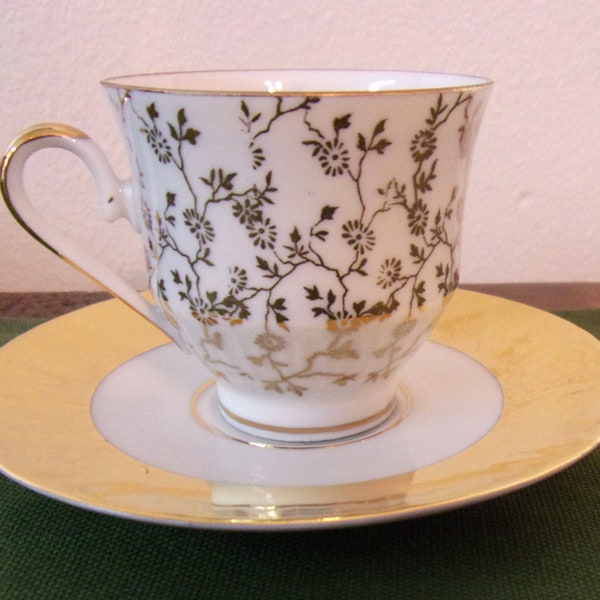 Vintage Bareuther Waldsassen Bavaria Fine Bone China Demitasse Cup and Saucer Gold and White Gottingen Germany