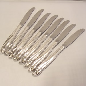 Set of 8 Vintage Stainless Steel Dinner Appetizer Knives  8 1/2" long  Ornate Scroll and Floral Flowertime Pattern  5M5