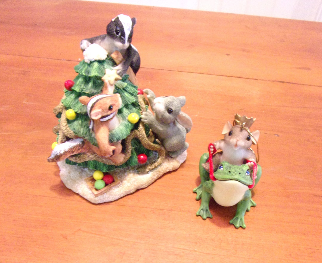Charming Tails Christmas Collectible Figurines Trimming the Etsy