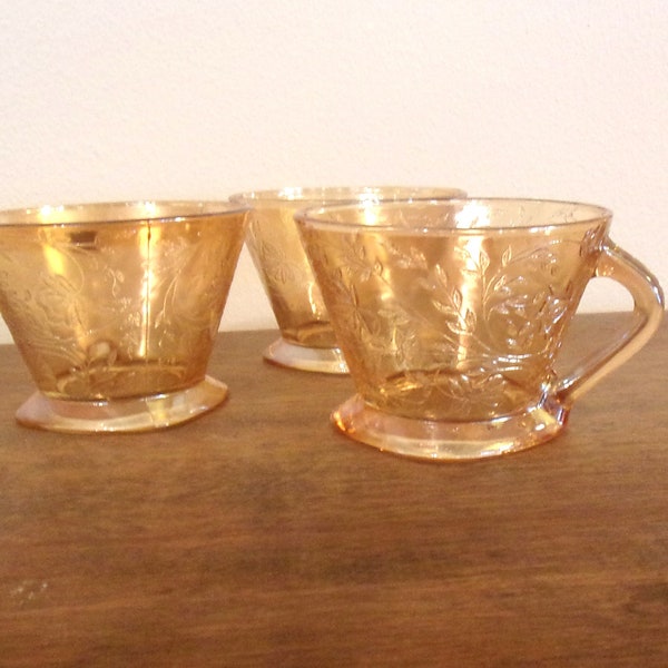 Three Vintage Iridescent Marigold Jeanette Glass Cups Floragold Louisa Pattern   2 1/2" tall