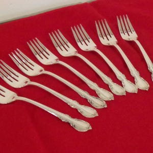 Set of Eight 8 Vintage Silverplate Salad Forks 1847 Rogers International Silver - Reflection Pattern 1959 6 3/4" long   BE4
