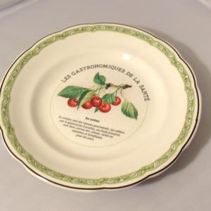 Les Gastronomiques De La Sante Gien France - Salad Dessert Plate Cherries Motif Green Border