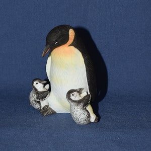 Penquins Figurine, Porcelain - Lefton 07808, 1990, Geo Z Lefton, China, Vintage