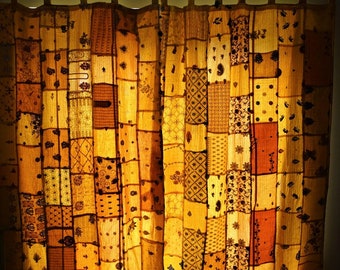 rideaux Kantha vintage en patchwork de soie et de coton, décoration d'intérieur éclectique embellie authentique faite main recyclée, rideau bohème respectueux de l'environnement