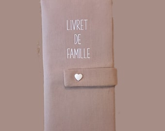 Protège livret de famille en coton  fermeture par pression coeur / cadeau de naissance / cadeau de mariage original