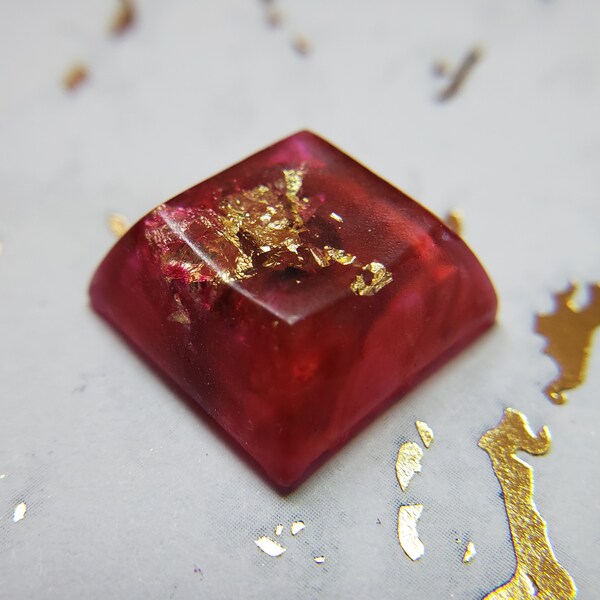 Handmade Resin Keycap for Mechanical Keyboard, DSA Profile, Reddish & Gold