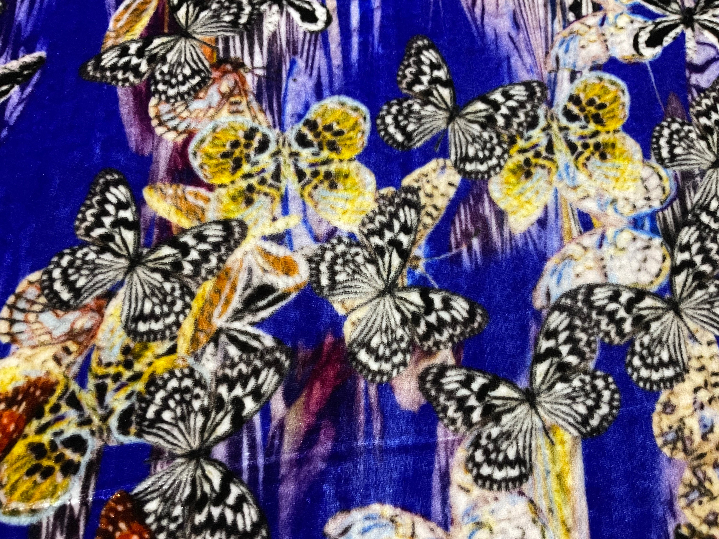 Incredibile viscosa italiana Velvet Devore con farfalle.Collezione 2023.Quantità limitata!Perfetto per abito,kimono,giacca,gonna,camicetta,soprabito