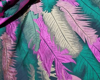 Fabric brocade jacquard for dress,coat,skirt,overcoat/Fuchsia and Green Double sided 3D effect brocade with metallic threads