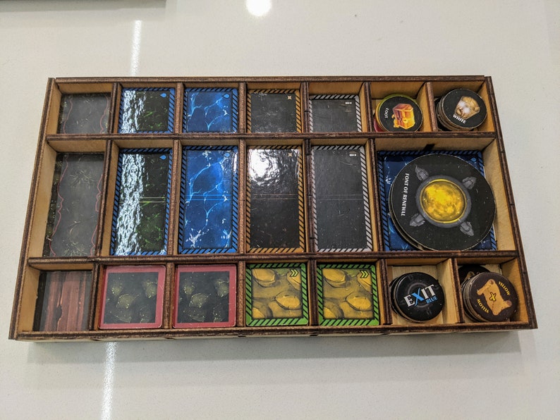 Middara Game Insert Wood Deluxe image 3