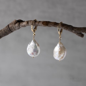 BAROQUE PEARL EARRINGS - Baroque Coin Pearl Huggie Hoops - Coin Pearl Earrings - June Birthstone Jewelry - June Birthday Gift for Her