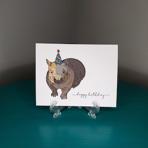 Carte d'anniversaire animal funky : wombat