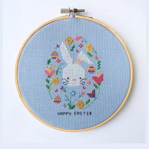 Motif point de croix lapin de Pâques | Motif de point de croix joyeux oeuf de Pâques | Lapin blanc fleurs de printemps