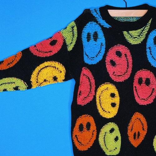 COLORFUL SMILEY FACE Sweater / Fuzzy 
