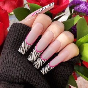 Zebra nails I xxxl nails I Press on nails I xxl nails I xl nails I Customizable size and length I Custom nails I luxury nail sets I strength