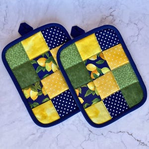 Kitchen Pot Holders or hot pads - Handmade Quilted Pot Holder - Lemon Kitchen Decor - Hostess Gift - Patchwork Yellow and Blue Pot holder