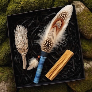 Smudge Kit | Engelsflügel Mit palo santo und weißem Salbei Schamane Geschenk | Spiritueller zeremonieller Fleck