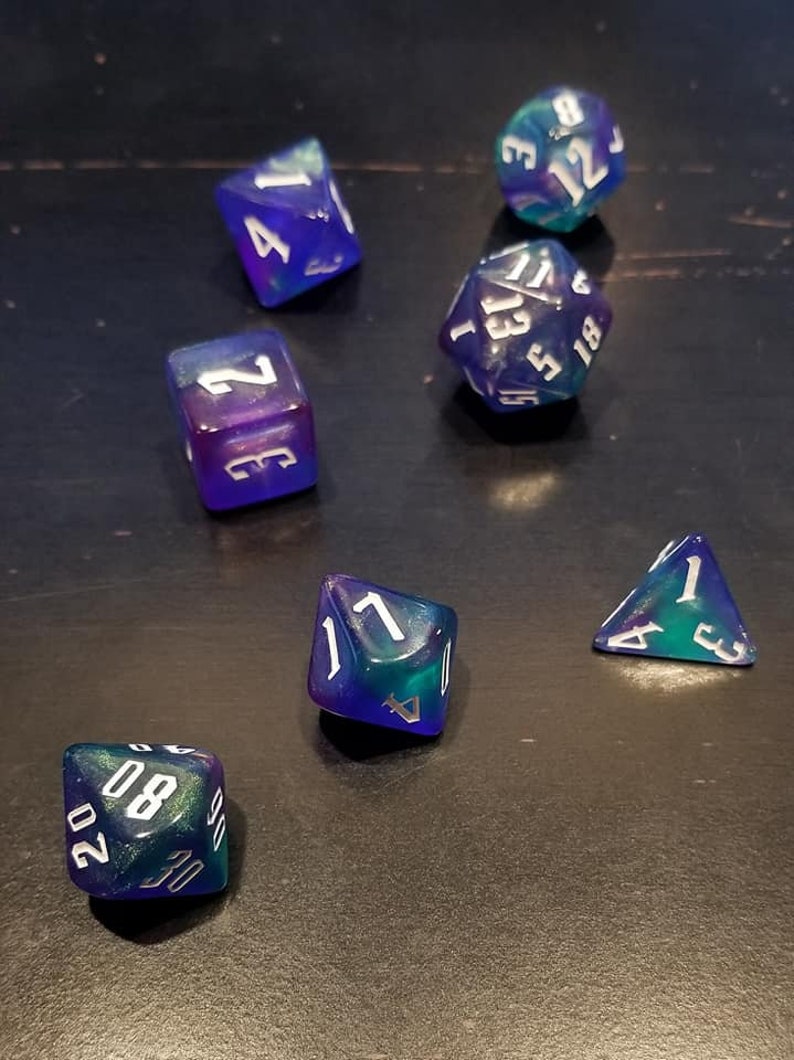 Northern Lights 7 RPG Dice Set Polyhedral 5E DND Dungeons Etsy