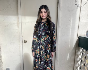 Vintage 1970s Floral Prairie Midi Dress