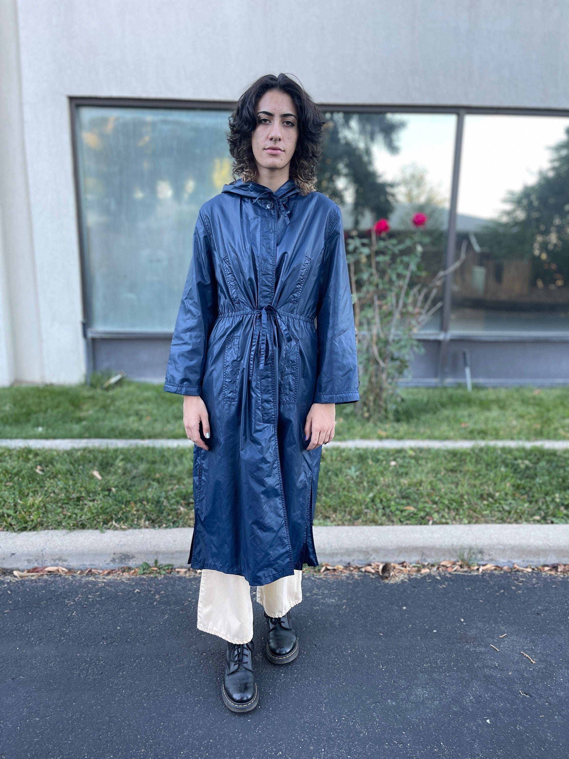 Vintage 1970s Navy Blue Windbreaker Trench Nylon Raincoat Vintage 1970s Navy Blue Windbreaker Trench Nylon Raincoat