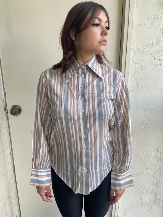 Vintage 1970s dagger collar striped shirt button … - image 3