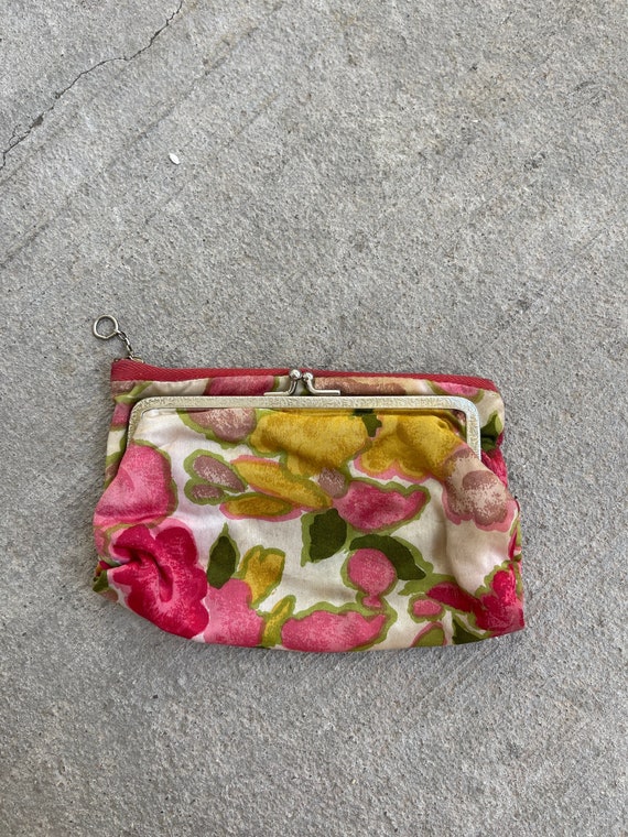 Vintage 1960s satin coin purse floral cute zipped 
