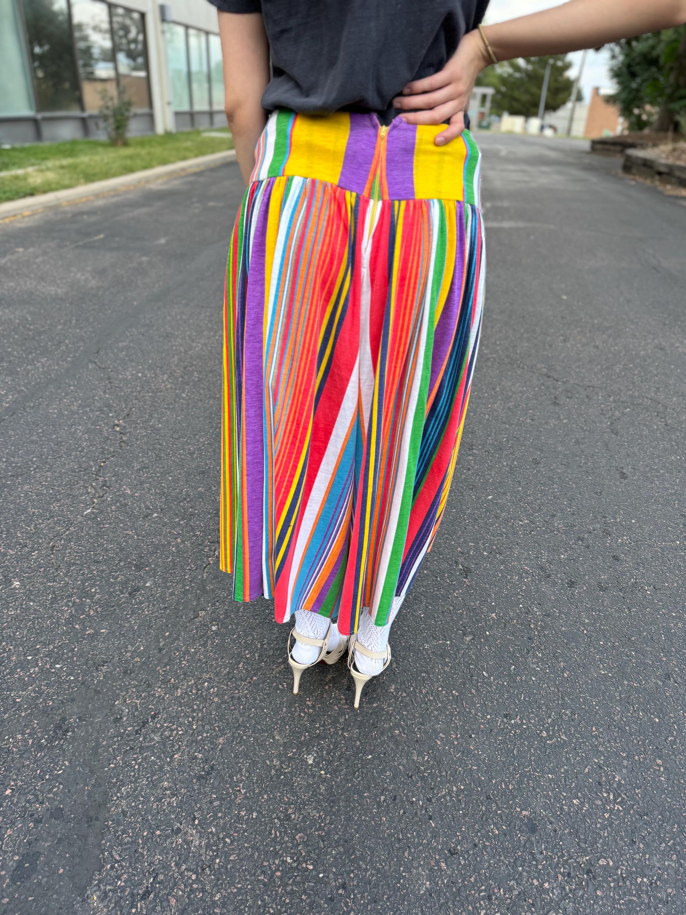 パンツ 60s 70s wrong where Vintage 1970s Crazy Culottes Rainbow Colors Striped Cropped