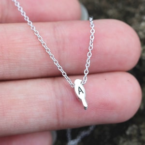 Colar de pássaro personalizado, colar com inicial personalizada, joias com letras de prata esterlina, joias para meninas, joias para amantes de animais