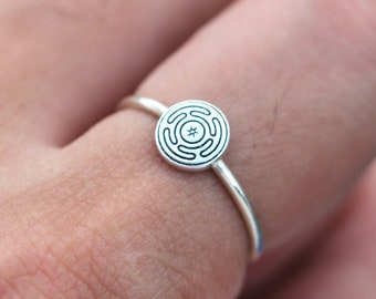 solid 925 silver Hekate's magic Strophalos ring,Wheel of Hecate symbol jewelry,talisman jewelry,silver ring,unique ring