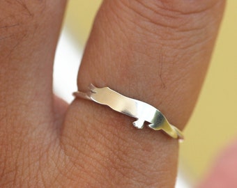 Krokodilring i sterlingsilver: Djursmycken i midi-stil
