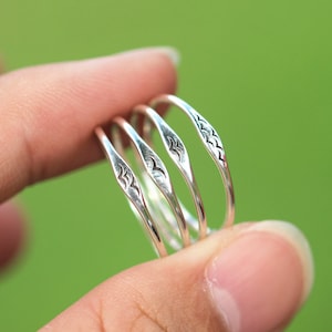 solid 925 silver fly bird ring,midi silver ring,The dove ring,Swallows ring,gulls ring,inspired jewelry,lucky jewelry,animal lover jewelry