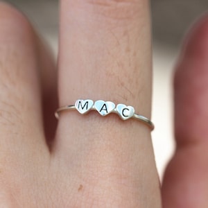 Anel de coração personalizado, anel com iniciais personalizadas, anel de amor, pequeno anel de prata, anel de prata esterlina, anel de prata fino
