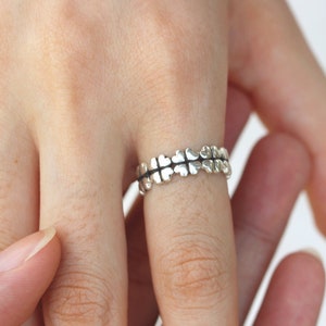Sterling silver love heart ring,Silver band Ring,silver Four Leaf Clover ring,Clover jewelry,leaf jewelry
