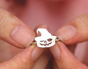Sterling Silver Pumpkin Ring: Halloween Jack O' Lantern Jewelry
