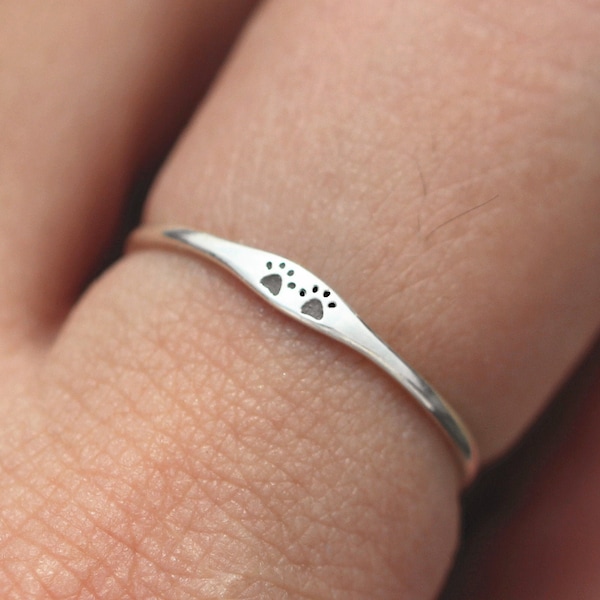 tiny Paw Print Ring - 925 Sterling Silver Paw Print Ring - Tiny Pawprint Ring - Cat Dog Lovers Jewelry Pet Memorial Ring Pet Jewelry