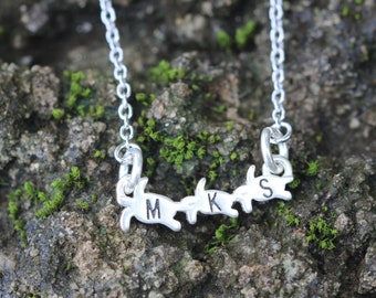 sterling silver Sea turtles necklace,custom initial necklace,Personalized letter necklace,Tiny silver animal lover necklace,silver necklace