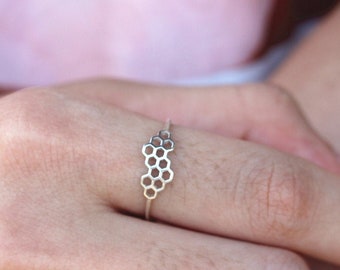 anneau d’argent sterling Hexagone, anneau d’argent délicat de nid d’abeille, anneau de midi, argent d’anneau, anneau d’empilage, anneau minimaliste délicat
