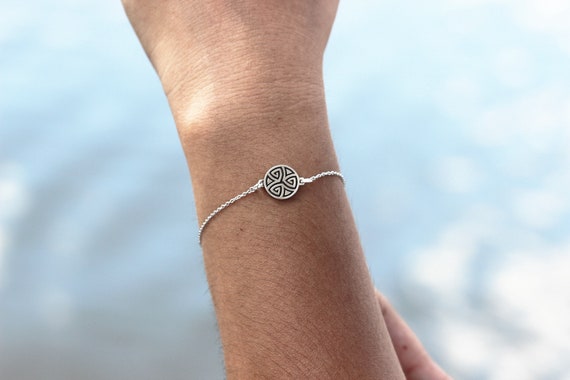 925 Sterling Silver Celtic Knot Bracelet delicate Celtic Bracelet celtic Jewelry Bracelet the Celtic Symbol for Family Etsy Canada