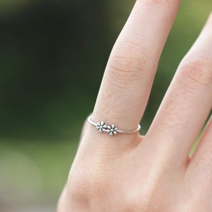 925 silver Daisy Ring,custom sunflower ring,Personalized name ring,silver custom zodiac ring,virgo ring,Astrology Sign Ring,Horoscope Ring image 4