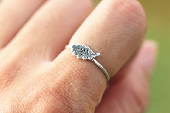 agete silver ring 指輪 «Leaf design» シルバーリング(L)｜リング｜アガット 公式オンラインストア