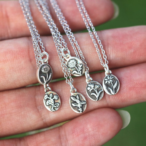 925 Silver Custom Birth Flower Necklace: Personalized Family Jewelry
