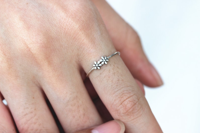 925 silver Daisy Ring,custom sunflower ring,Personalized name ring,silver custom zodiac ring,virgo ring,Astrology Sign Ring,Horoscope Ring image 2