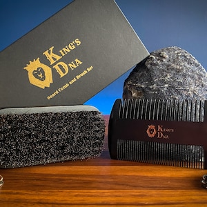Kings DNA Beard brush and comb set