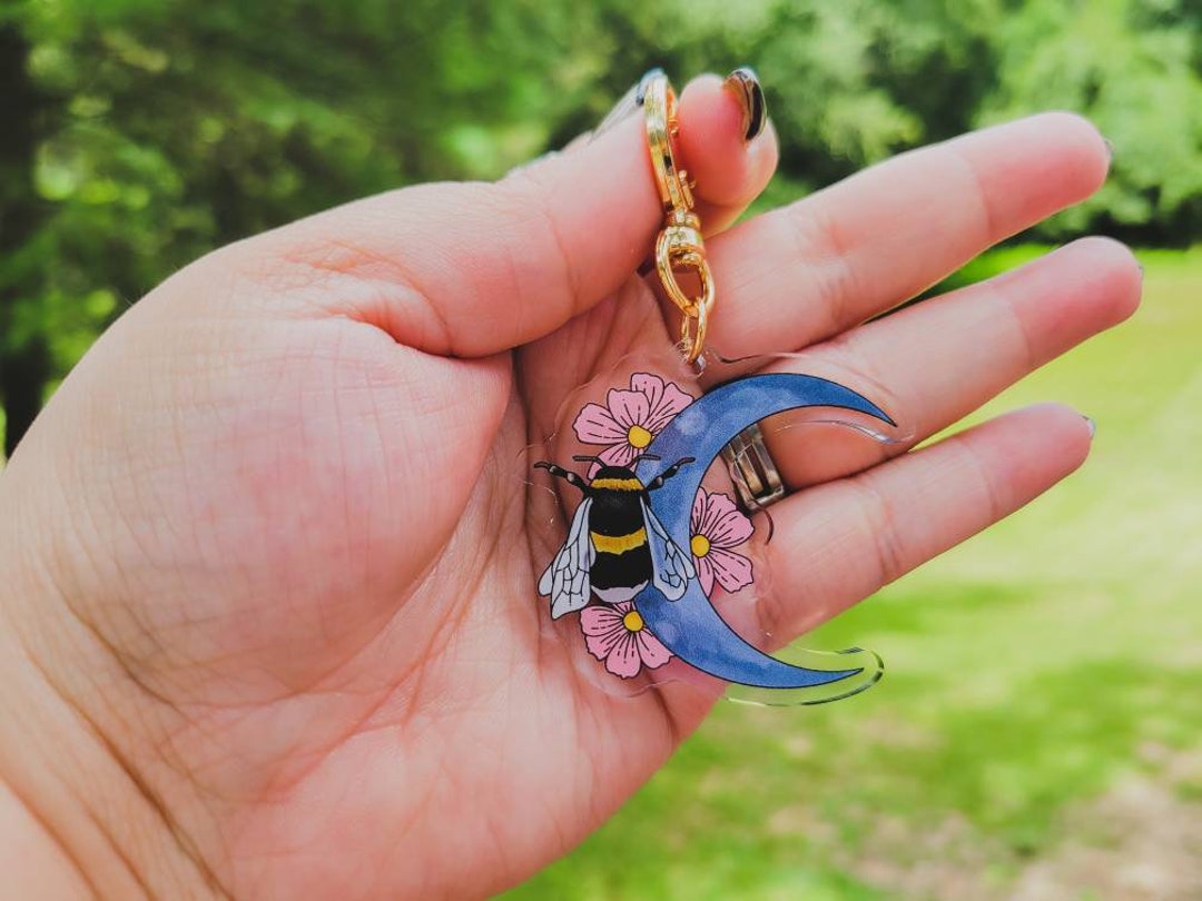 Spring Keychain Bee Moon Bee Acrlyic Charm Keychain | Bee Keychain | Spring Keychain | Moon ...