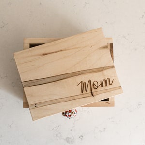 Engraved Script Personalized Wooden Keepsake Box, finished with decorative ceramic knob, mini size box. Mother's Day Gift image 1
