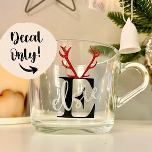 Aufkleber nur: Geweih Initiale & Name | Personalisierte Heiße Schokolade Vinyl | Familie Weihnachten | Weihnachten Rentier Aufkleber | Personalisiertes Vinyl-Etikett