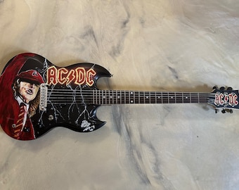 Chitarra AC/DC dipinta a mano