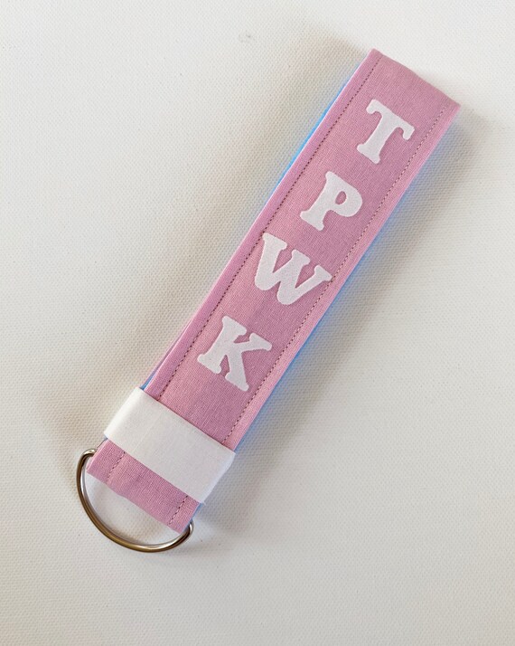 New Handmade Pink Snoopy Rollar Skate Wristlet Key Chain Hand Lanyard Key Fob
