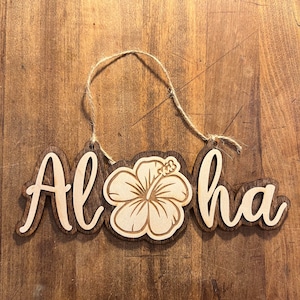 ALOHA Wooden Hanging Sign Hibiscus