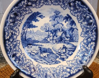 Vintage Biltons England Farmhouse Soup or Salad Bowl. Made